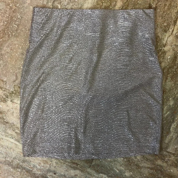 BCBGENERATION Metallic Gold Mini Skirt M - Picture 1 of 5